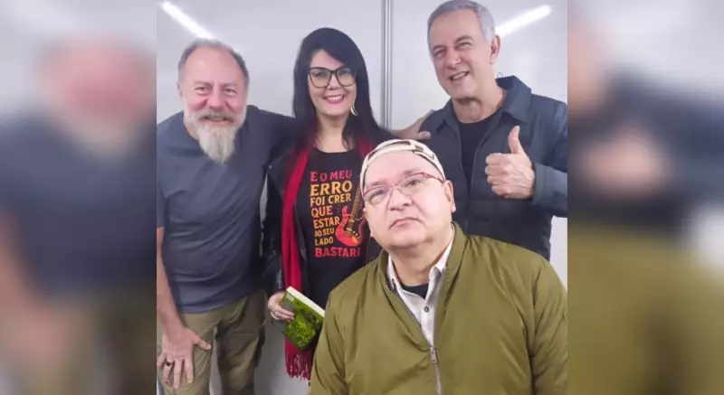 Fã dos Paralamas do Sucesso revela como a música da banda ajudou no tratamento da depressão