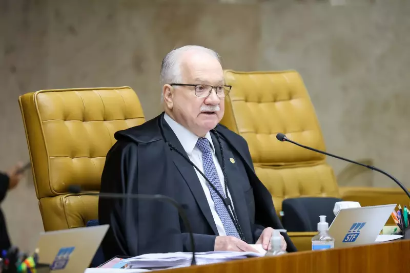 Fachin rejeita responsabilidade automática de redes sociais por conteúdos de terceiros