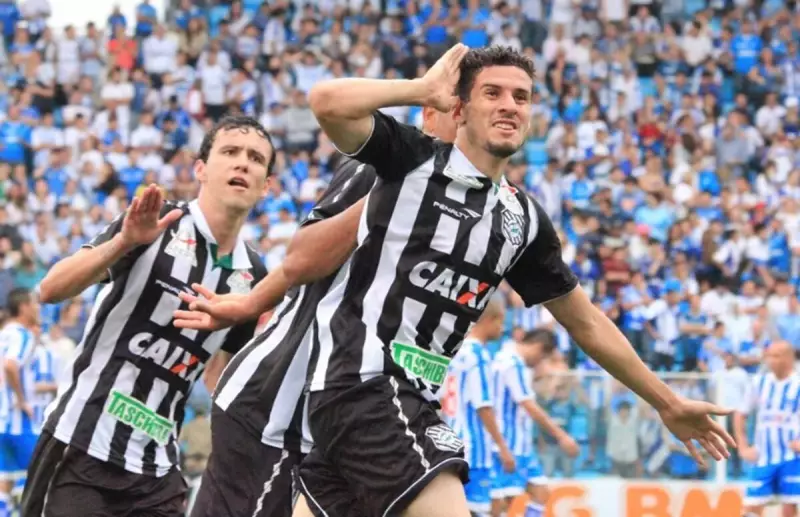 Figueirense completa 104 anos: relembre os 7 jogos mais marcantes do clube no século XXI