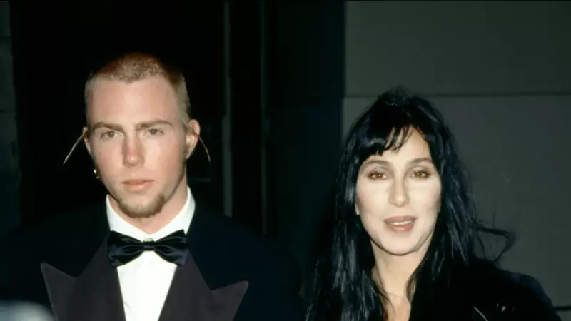 Filho de Cher é internado após overdose e recebe cuidados intensivos nos EUA