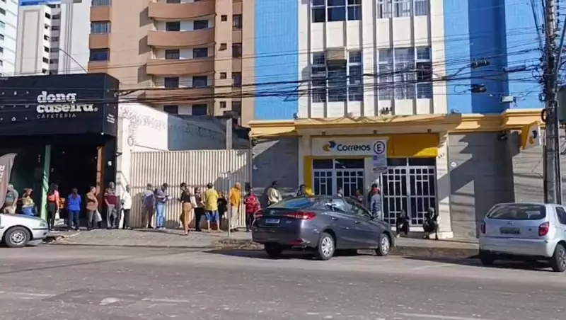Fraude no INSS: Aposentados enfrentam filas em agência dos Correios em Divinópolis