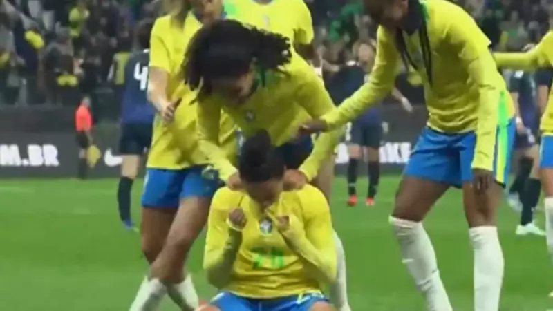 Futebol feminino pode se tornar um dos cinco principais esportes do mundo até 2030, revela estudo