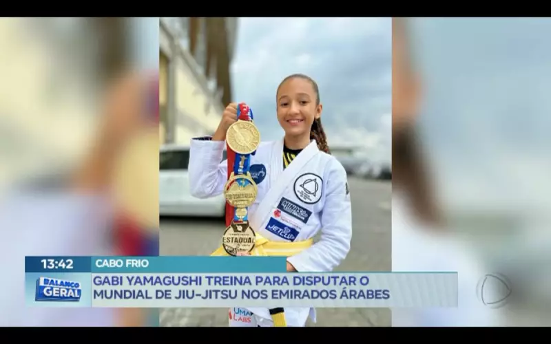 Gabi Yamaguchi se prepara intensamente para o Mundial de Jiu-Jitsu nos Emirados Árabes