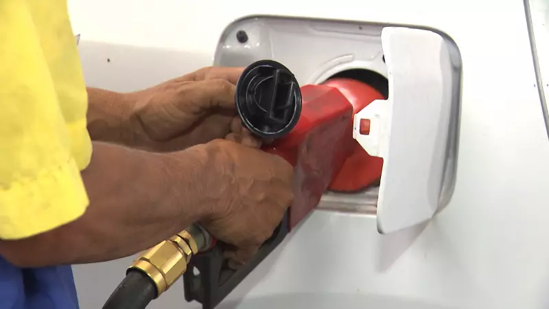 Gasolina comum tem queda de preço em João Pessoa e pode ser encontrada por menos de R$ 6