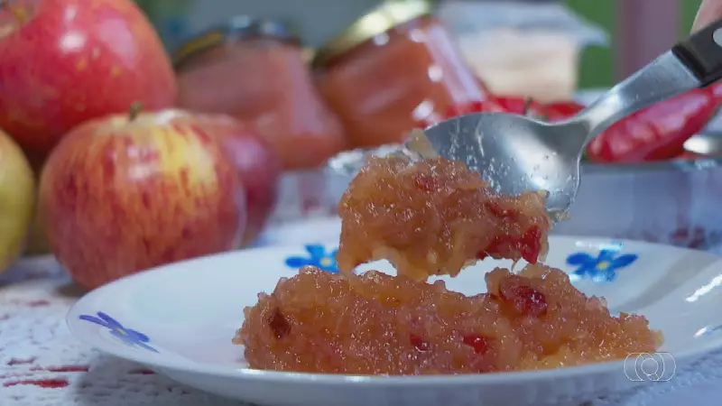 Geleia de Maçã com Pimenta: Aprenda a Fazer Essa Receita Saborosa e Versátil | Jornal do Campo