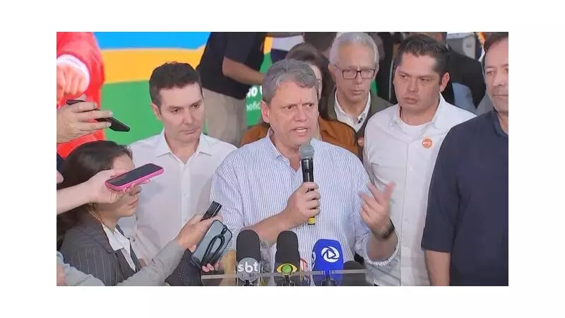 Governador Tarcísio de Freitas entrega casas em Itapetininga e anuncia novos leitos em Sorocaba