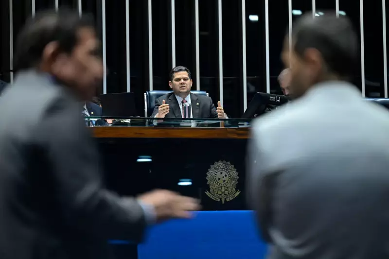 Governo ameaça judicializar decreto do IOF após derrota no Congresso — Entenda o conflito