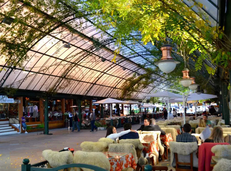 Gramado paralisa novas autorizações para hotéis e restaurantes por seis meses