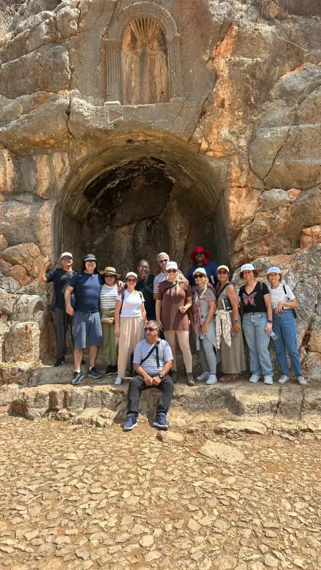 Grupo de Macaé fica preso em Israel durante retiro espiritual após ataques violentos