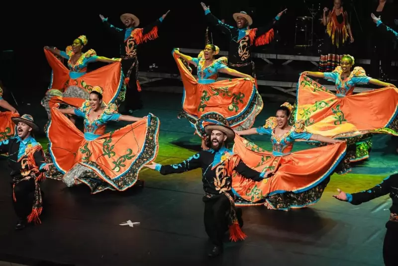Grupo Flor Ribeirinha estreia espetáculo na Bélgica em turnê internacional pela Europa