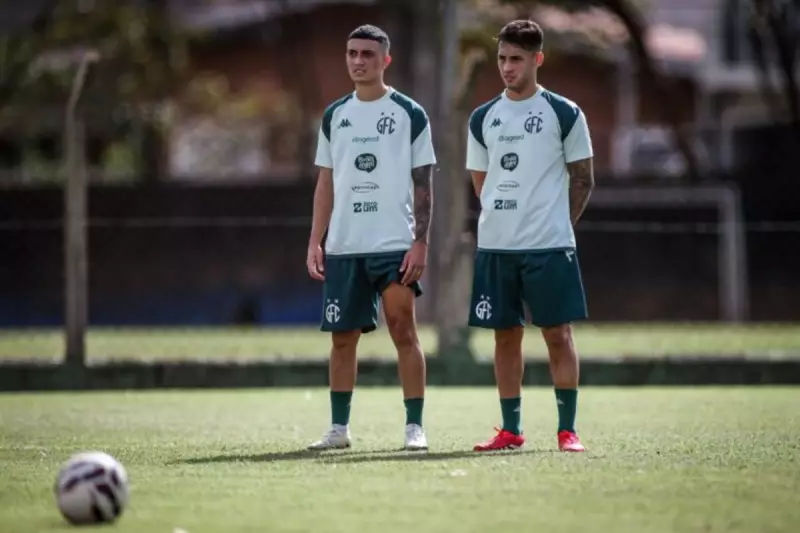 Guarani FC contrata Gabriel Motta e Nicollas para a Copa Paulista: reforços de peso!
