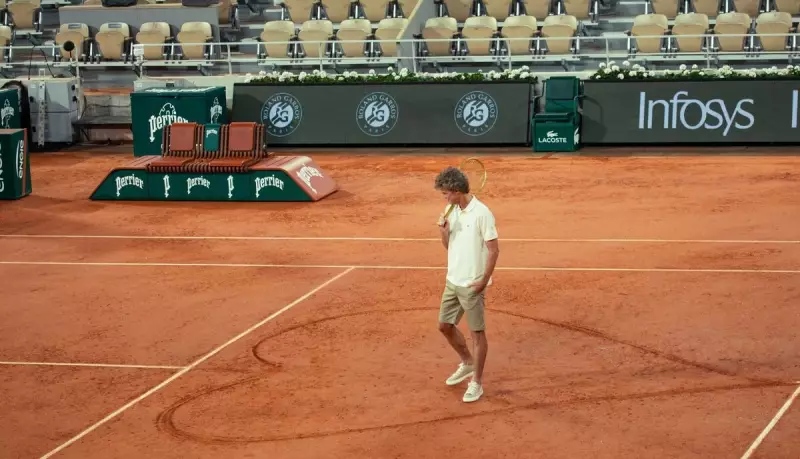 Guga Kuerten revive emoção em Roland Garros com gesto icônico no coração