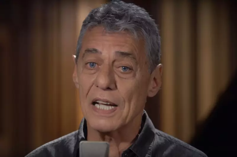 Hidrocefalia de Pressão Normal: Entenda a Condição de Chico Buarque e Seus Impactos
