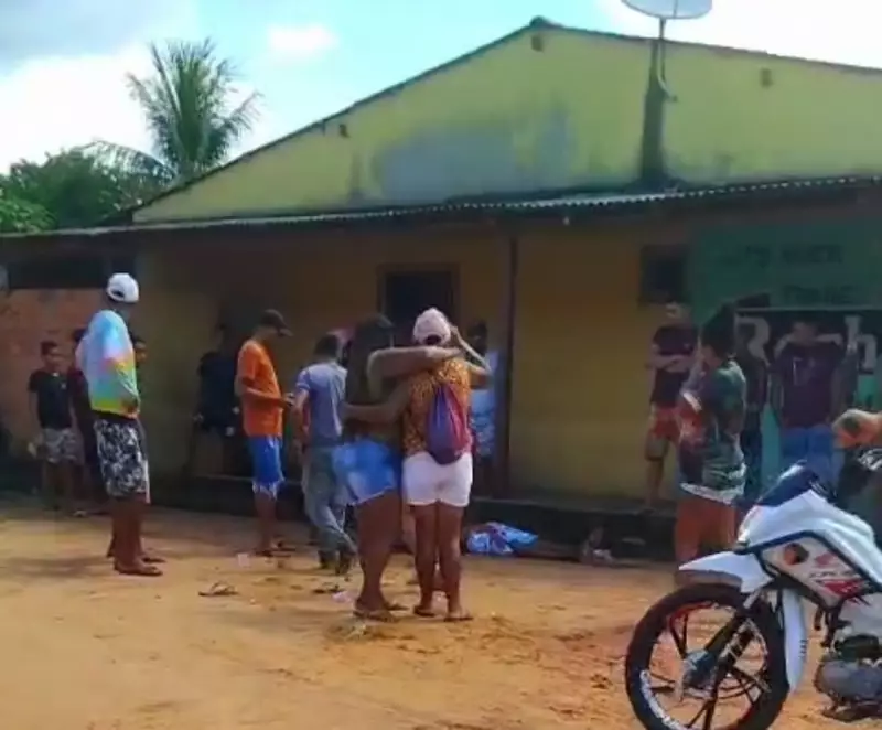 Homem é assassinado a facadas em Óbidos: crime choca comunidade