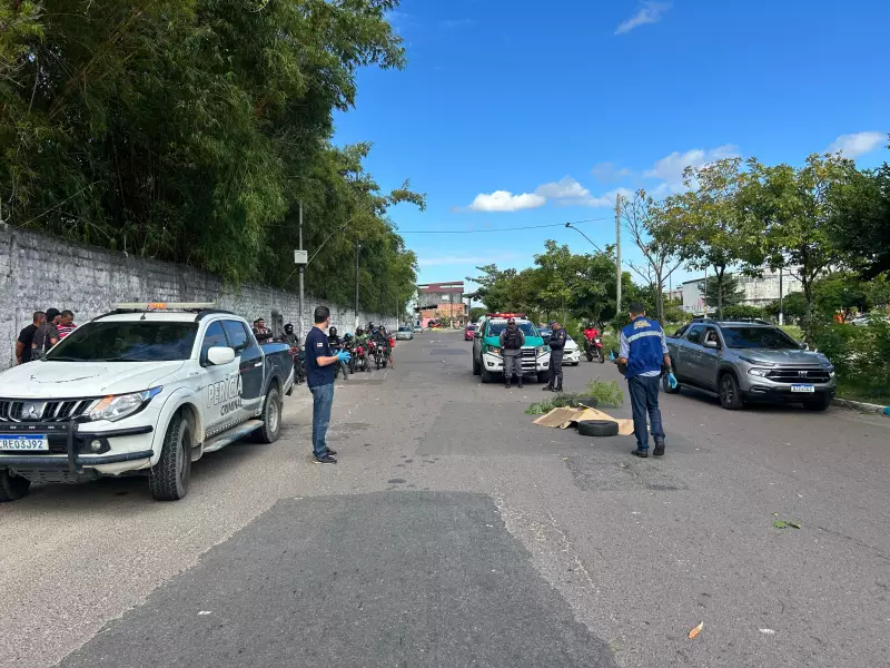 Homem é assassinado a tiros após perseguição na Zona Sul de Manaus