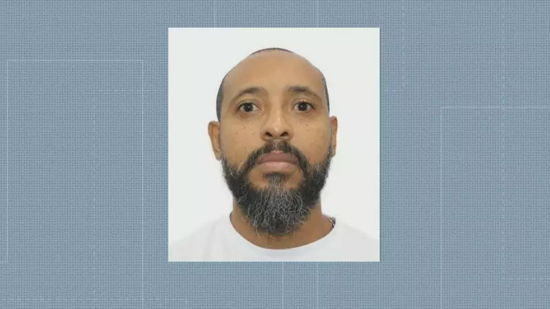 Homem é assassinado a tiros dentro de carro em Bangu: veja detalhes do crime