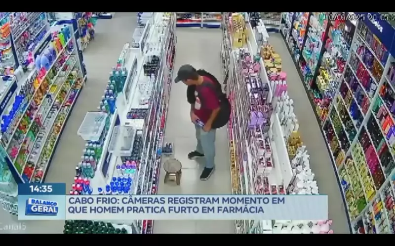 Homem é flagrado por câmeras furtando farmácia em Campos, RJ