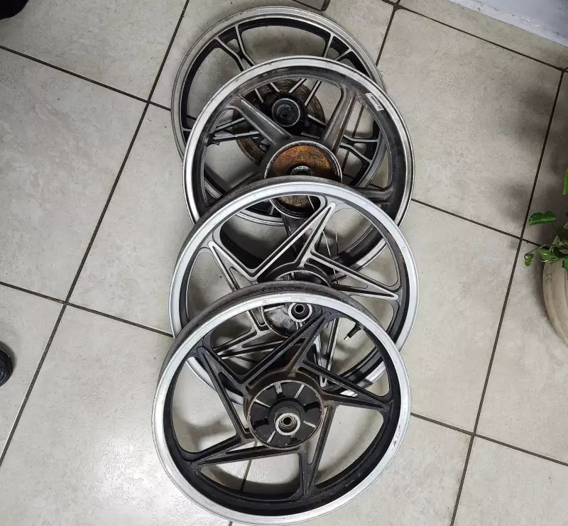 Homem é preso ao furtar calotas de motocicleta em estabelecimento comercial em Presidente Prudente
