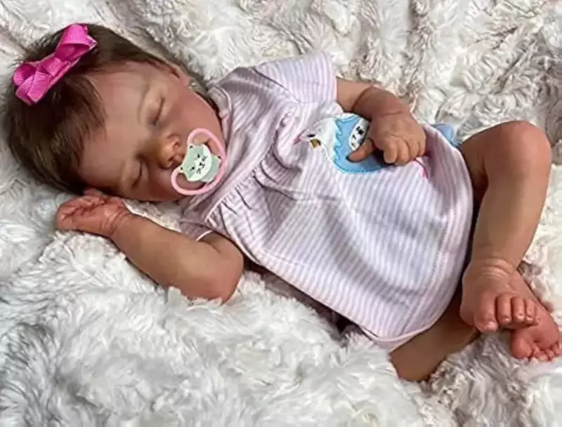 Homem é preso após agredir bebê ao confundi-lo com boneca reborn em Belo Horizonte