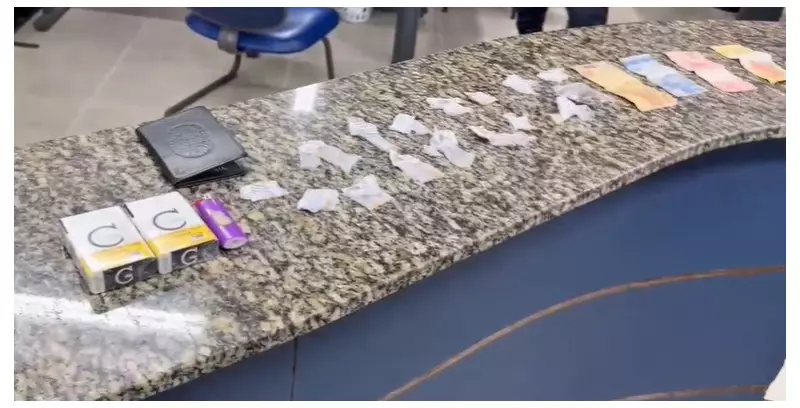 Homem é preso após assaltar lanchonete e ameaçar funcionárias com faca em Resende