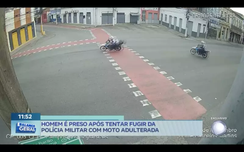 Homem é preso após tentar fugir da polícia com placa de moto adulterada no RJ
