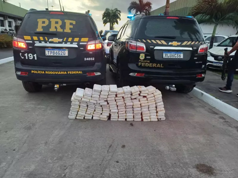 Homem é preso com mais de 160 kg de cocaína em carreta na Grande João Pessoa