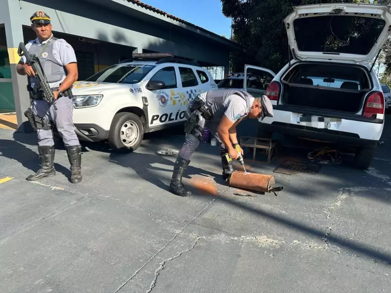 Homem é preso com mais de 2kg de cocaína escondidos em escapamento em Presidente Epitácio