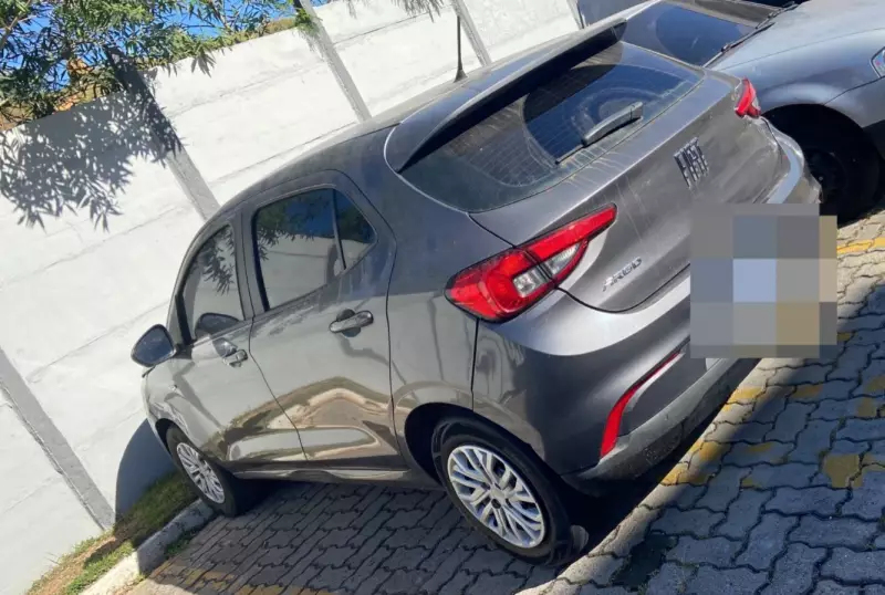 Homem é preso em Volta Redonda com carro clonado, drogas e munição de fuzil