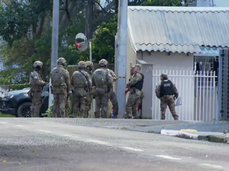 Homem faz ex-companheira e filha reféns e ameaça incendiar casa no Paraná