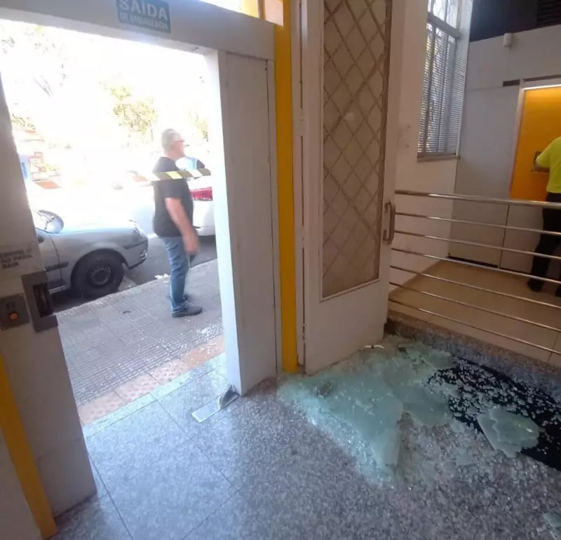 Homem invade agência do Banco do Brasil em Limeira e é preso por danos
