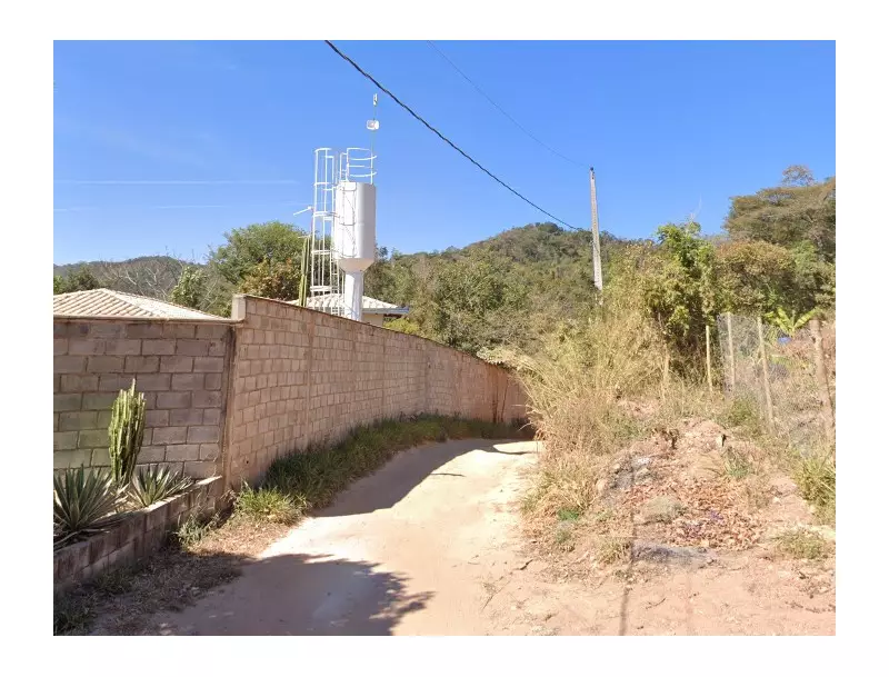 Idosa morre atropelada pela própria caminhonete em zona rural de Minas Gerais