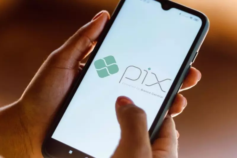 Idosa recebe indenização de R$ 35 mil após golpe do PIX: Justiça dá exemplo no combate a crimes digitais