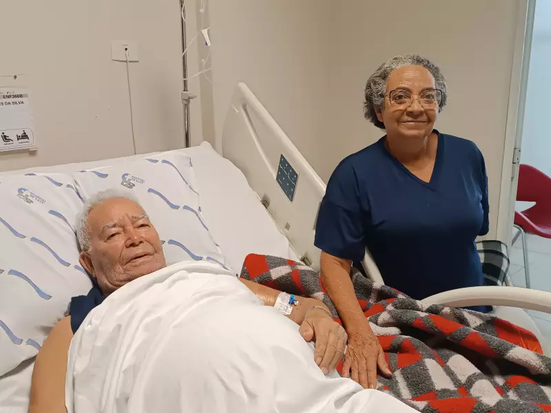 Idoso com próstata seis vezes maior que o normal realiza cirurgia inédita pelo SUS em hospital do interior de SP