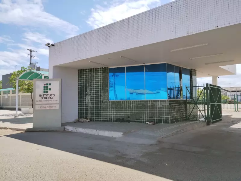IF Sertão-PE abre concurso público com 27 vagas e salários de até R$ 4 mil