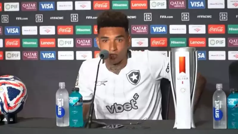 Igor Jesus comemora vitória do Botafogo sobre o PSG e rebate críticas: 'Muitos duvidavam do nosso crescimento'