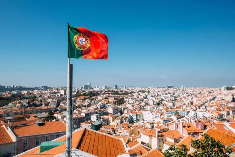 Imigrantes em Portugal em estado de pânico após notificações para deixar o país