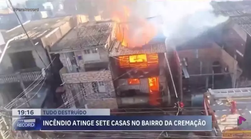 Incêndio de grandes proporções destrói sete casas no bairro da Cremação, em Belém
