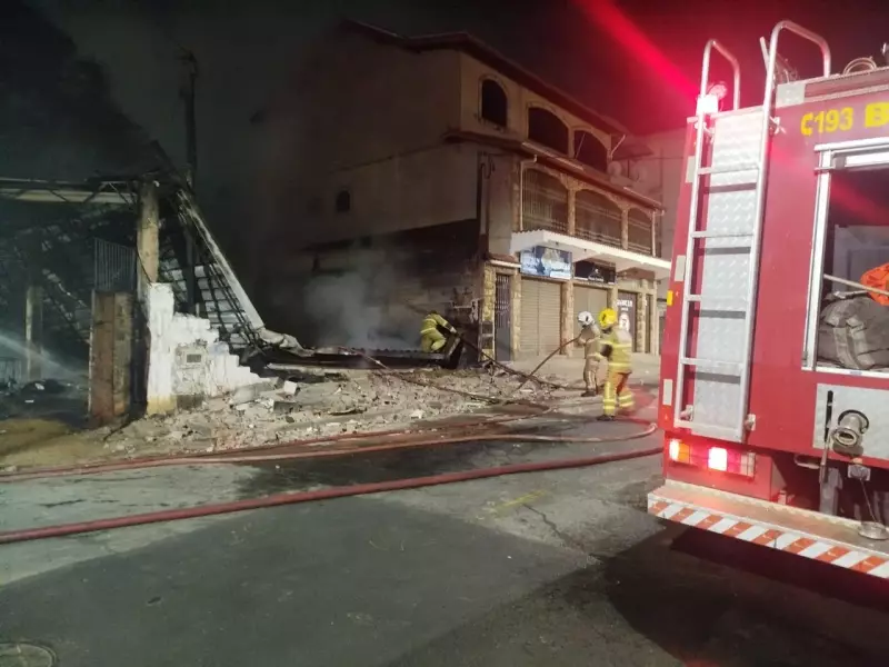 Incêndio destrói galpão de cooperativa de reciclagem em Juiz de Fora: prejuízos e impactos ambientais