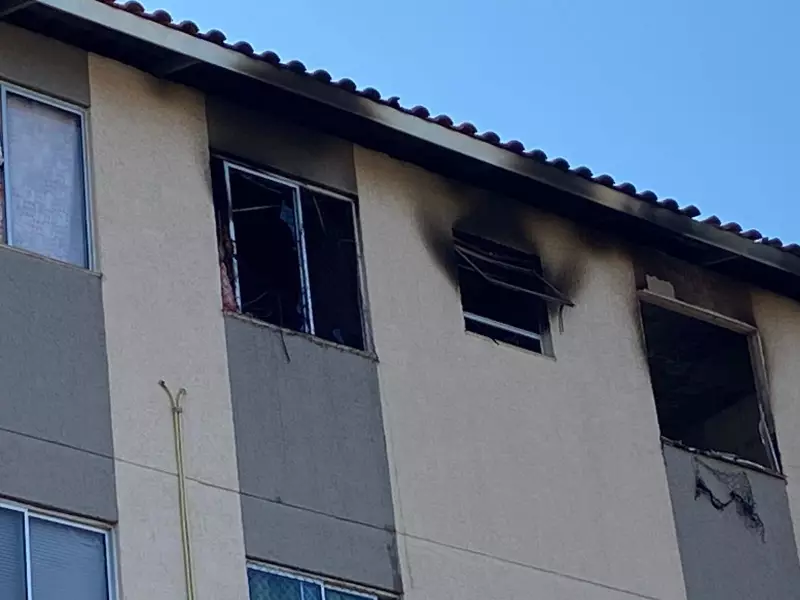 Incêndio em apartamento assusta moradores de condomínio em Piracicaba