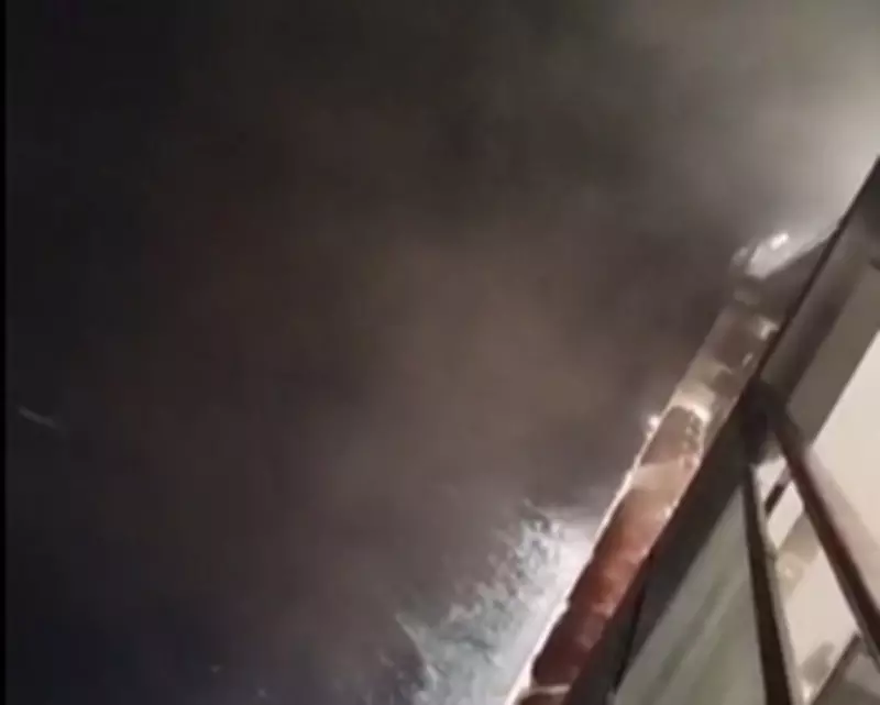 Incêndio em cruzeiro com turistas brasileiros deixa passageiros à deriva por horas na Itália