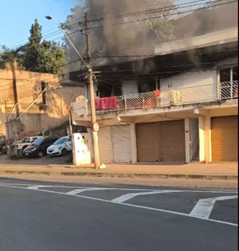 Incêndio em residência deixa mulheres feridas em Juiz de Fora: saiba detalhes