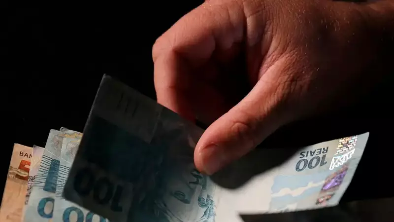 Inflação e PIB em 2025: Mercado prevê alta de 5,24% e crescimento de 2,21%