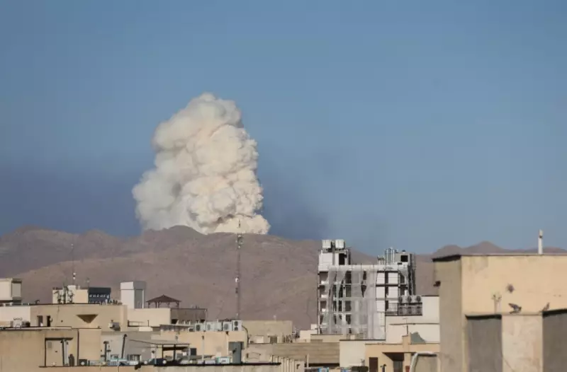 Israel ataca instalações nucleares iranianas e míssil danifica hospital israelense