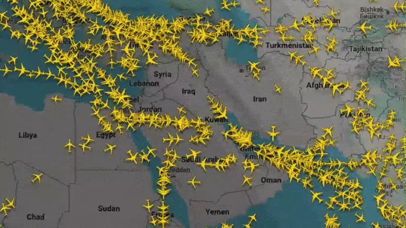 Israel x Irã: Como ficou o espaço aéreo após o ataque? Companhias aéreas suspendem voos