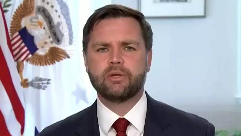 J.D. Vance afirma: EUA não estão em guerra com o Irã, mas com seu programa nuclear
