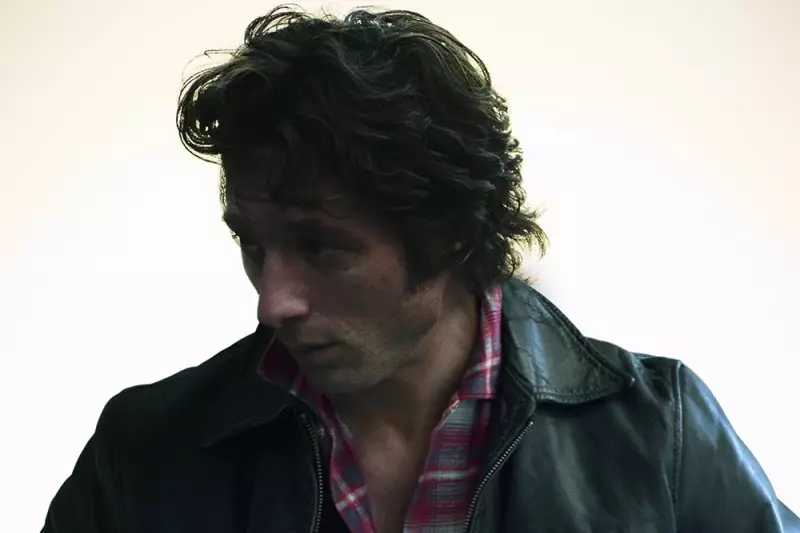 Jeremy Allen White brilha como Bruce Springsteen em trailer emocionante; assista!