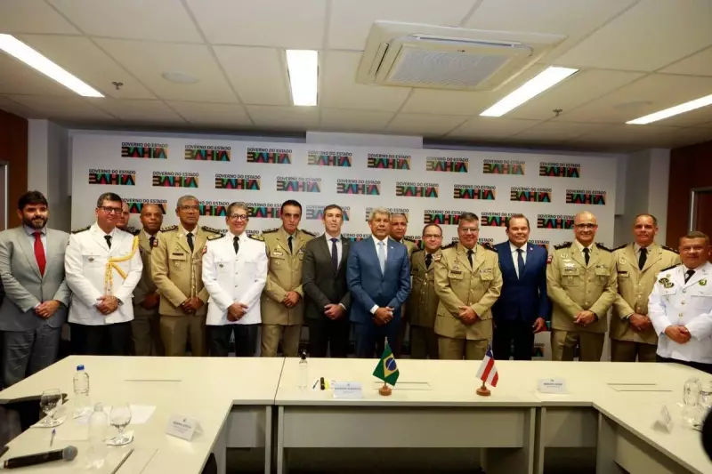 Jerônimo promove 239 oficiais da PM e autoriza avanço na carreira da segurança pública
