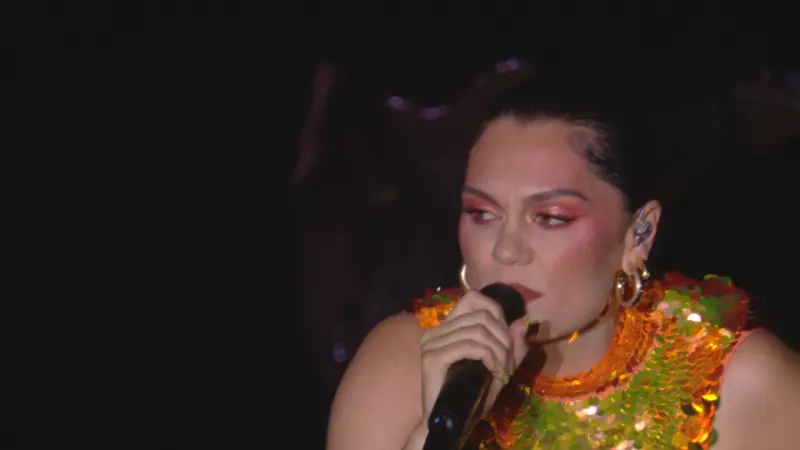 Jessie J revela diagnóstico de câncer de mama em estágio inicial e anuncia pausa na carreira