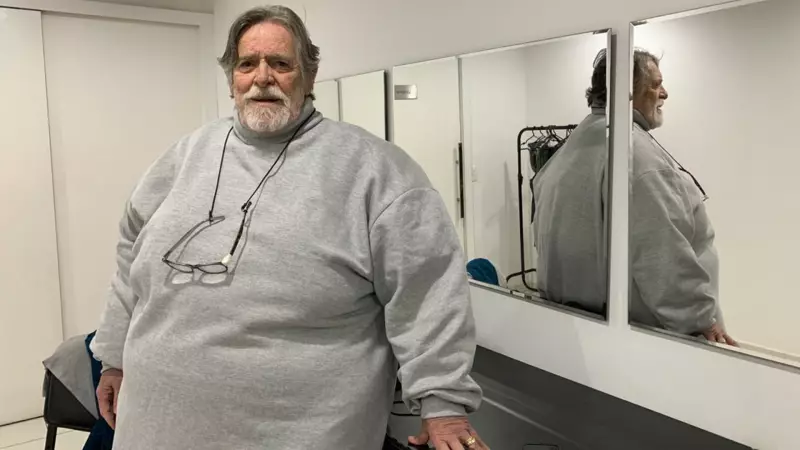 José de Abreu engorda 180 kg para papel no teatro: saiba como foi a transformação