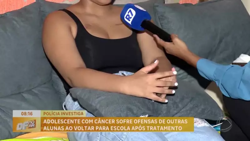 Jovem com câncer sofre bullying após amputação da perna em escola de Goiás